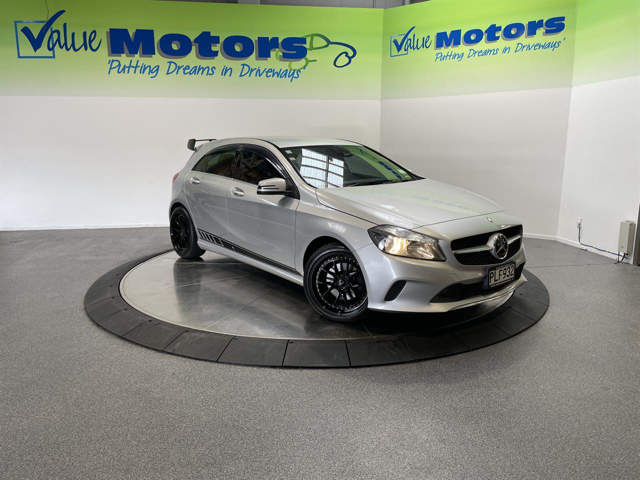 2015 Mercedes-Benz A 180