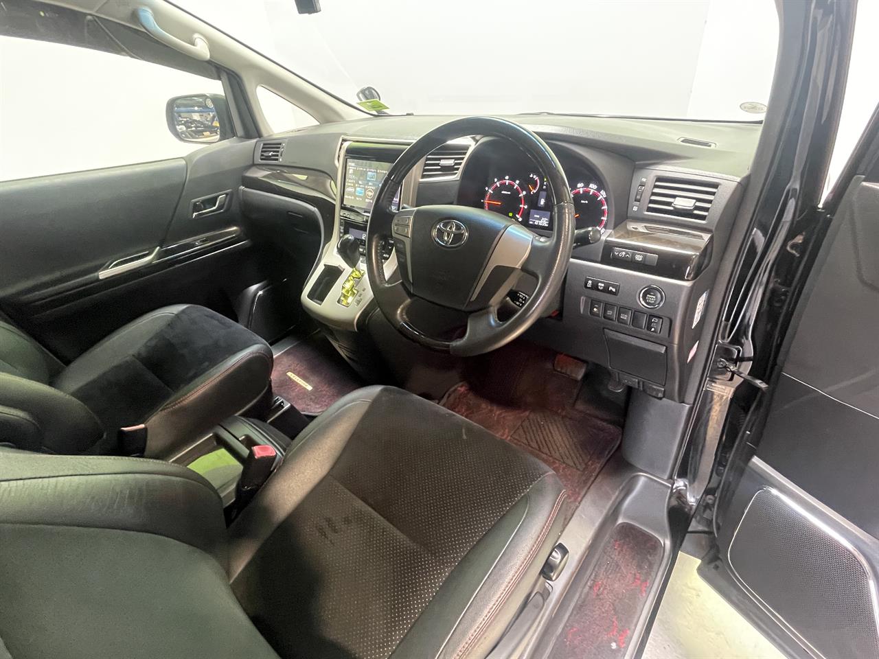 2013 Toyota Vellfire