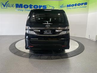 2013 Toyota Vellfire - Thumbnail