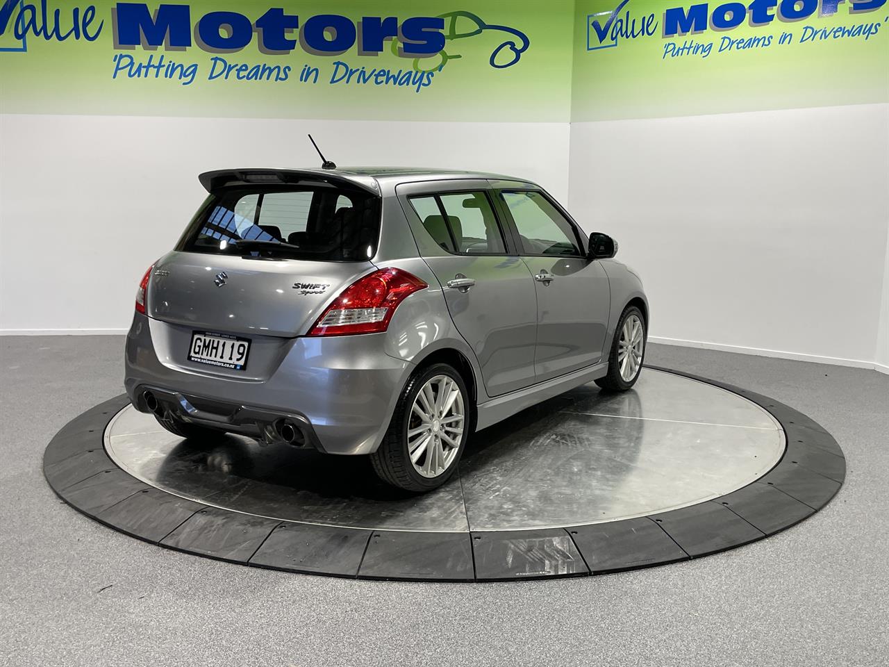 2012 Suzuki swift