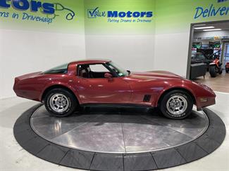 1981 Chevrolet CORVETTE - Thumbnail