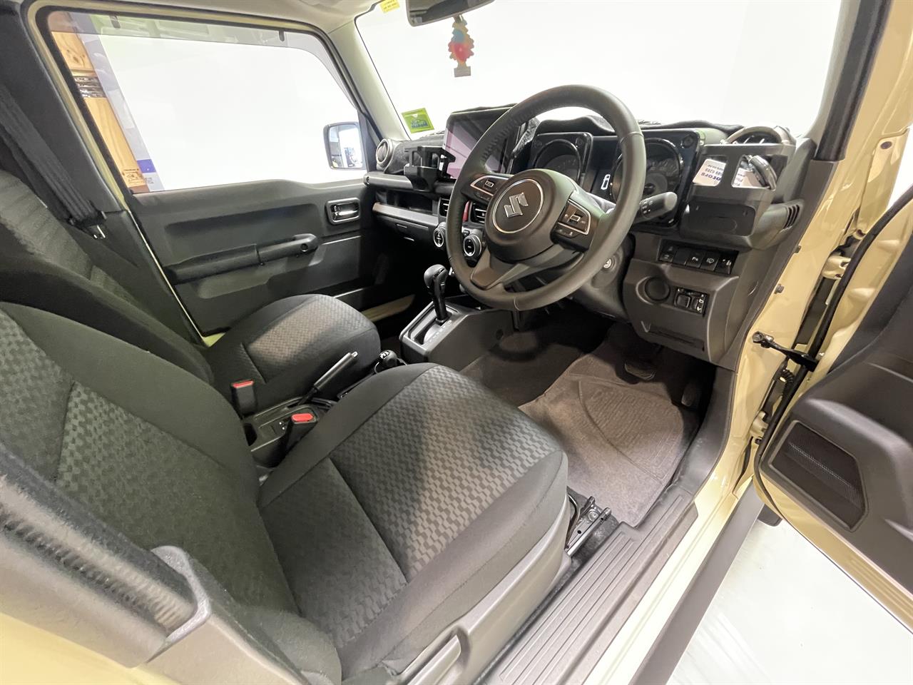 2024 Suzuki JIMNY