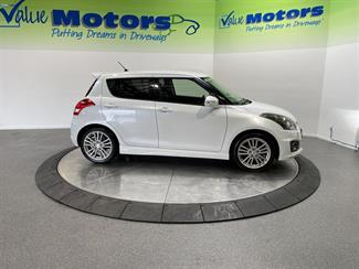 2013 Suzuki swift - Thumbnail