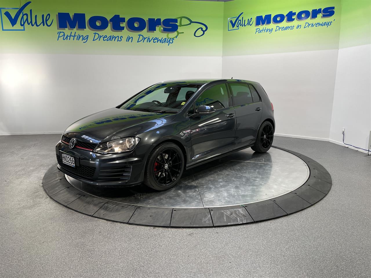 2014 Volkswagen GOLF