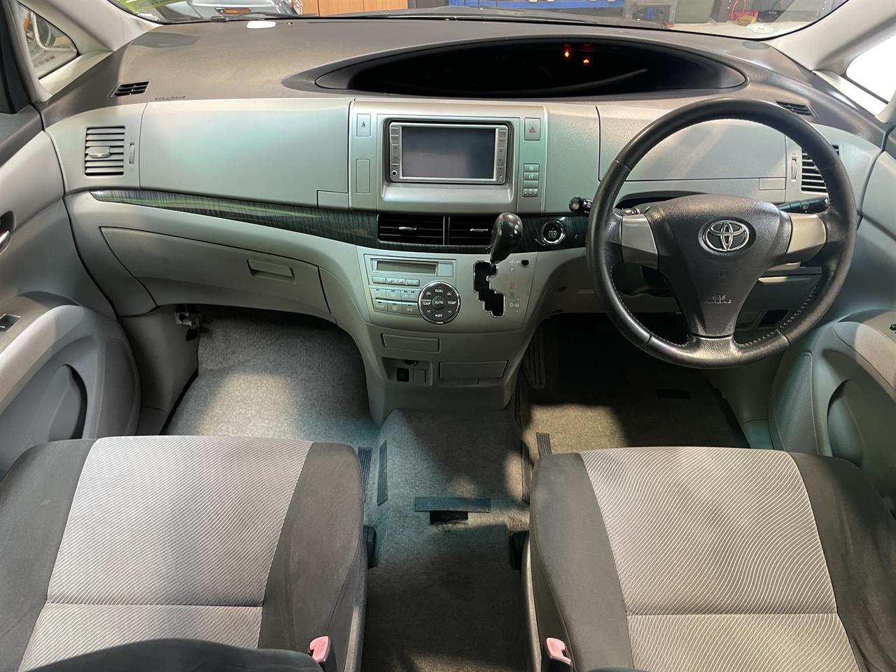 2006 Toyota estima