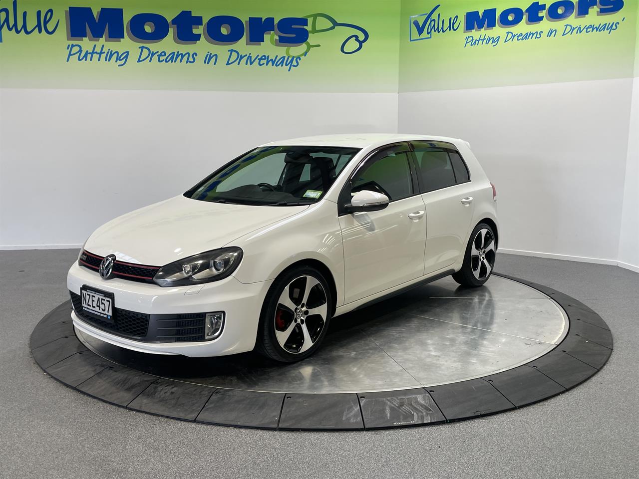 2011 Volkswagen GOLF