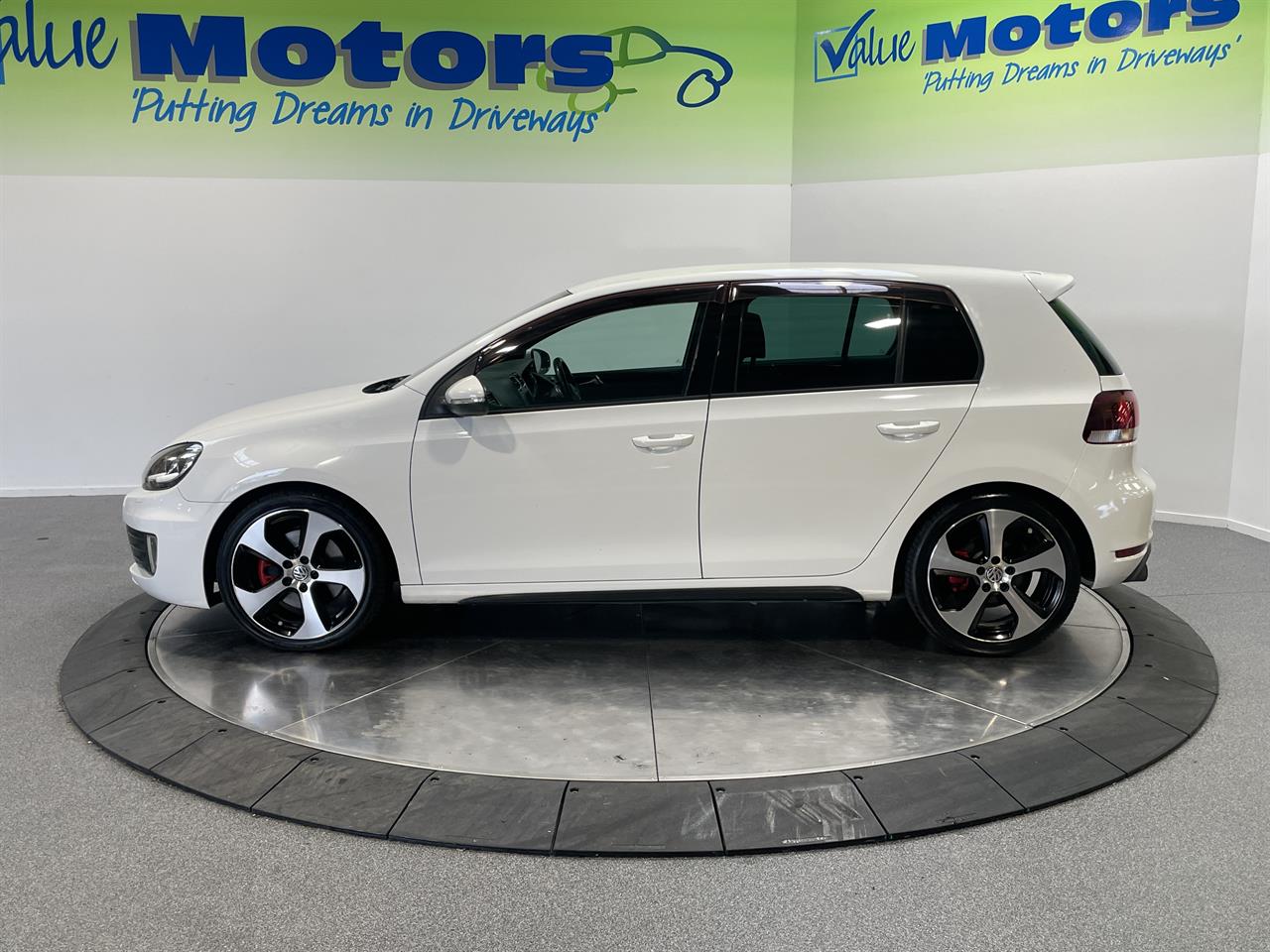 2011 Volkswagen GOLF