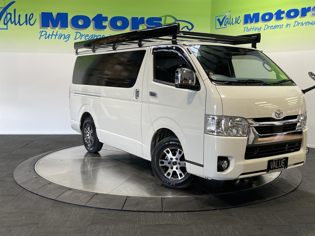 2022 Toyota hiace