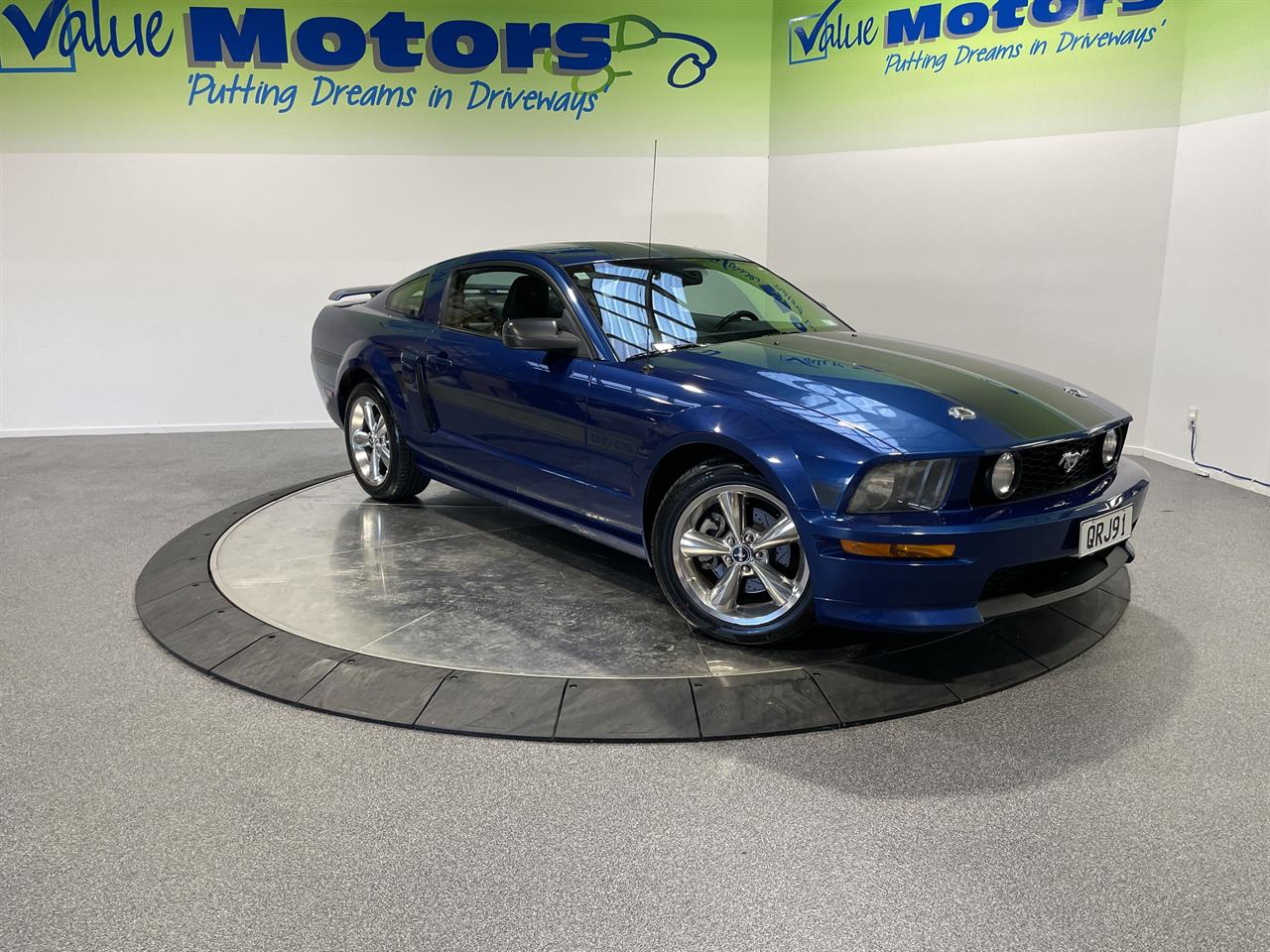 2007 Ford MUSTANG
