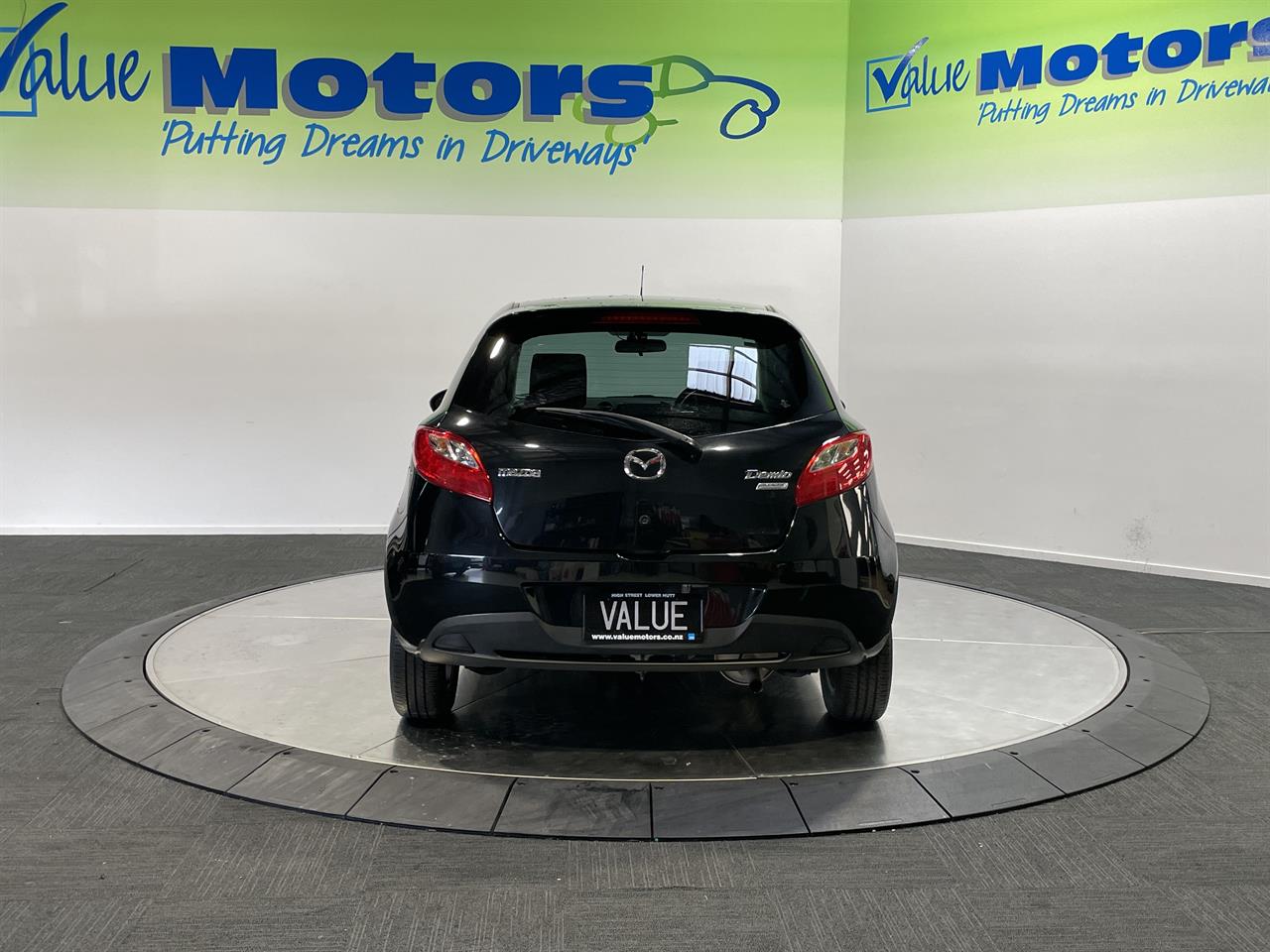 2014 Mazda demio