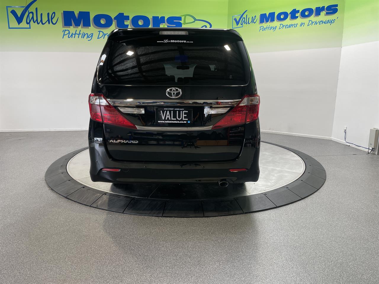 2013 Toyota ALPHARD