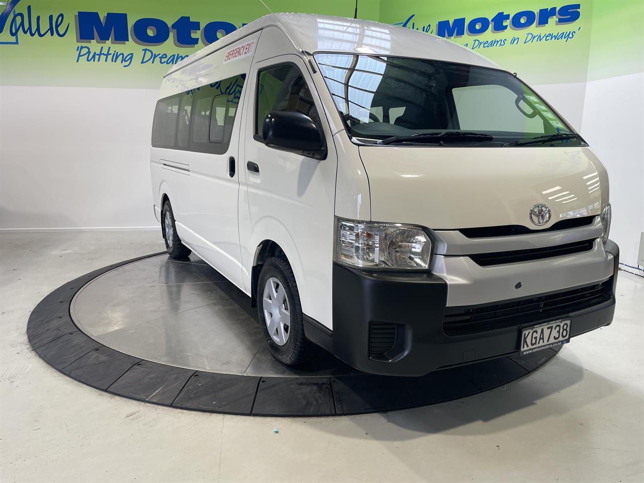 2016 Toyota hiace