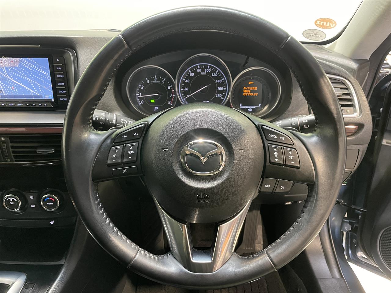 2013 Mazda atenza