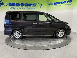 2012 Nissan SERENA - Thumbnail