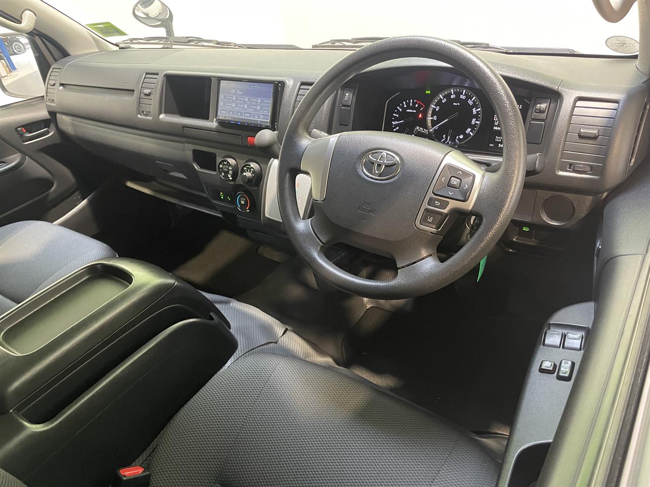 2020 Toyota hiace