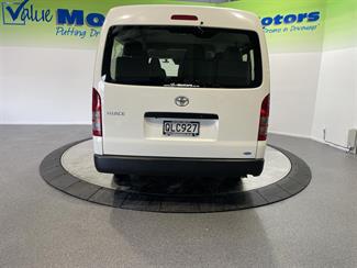 2020 Toyota hiace - Thumbnail