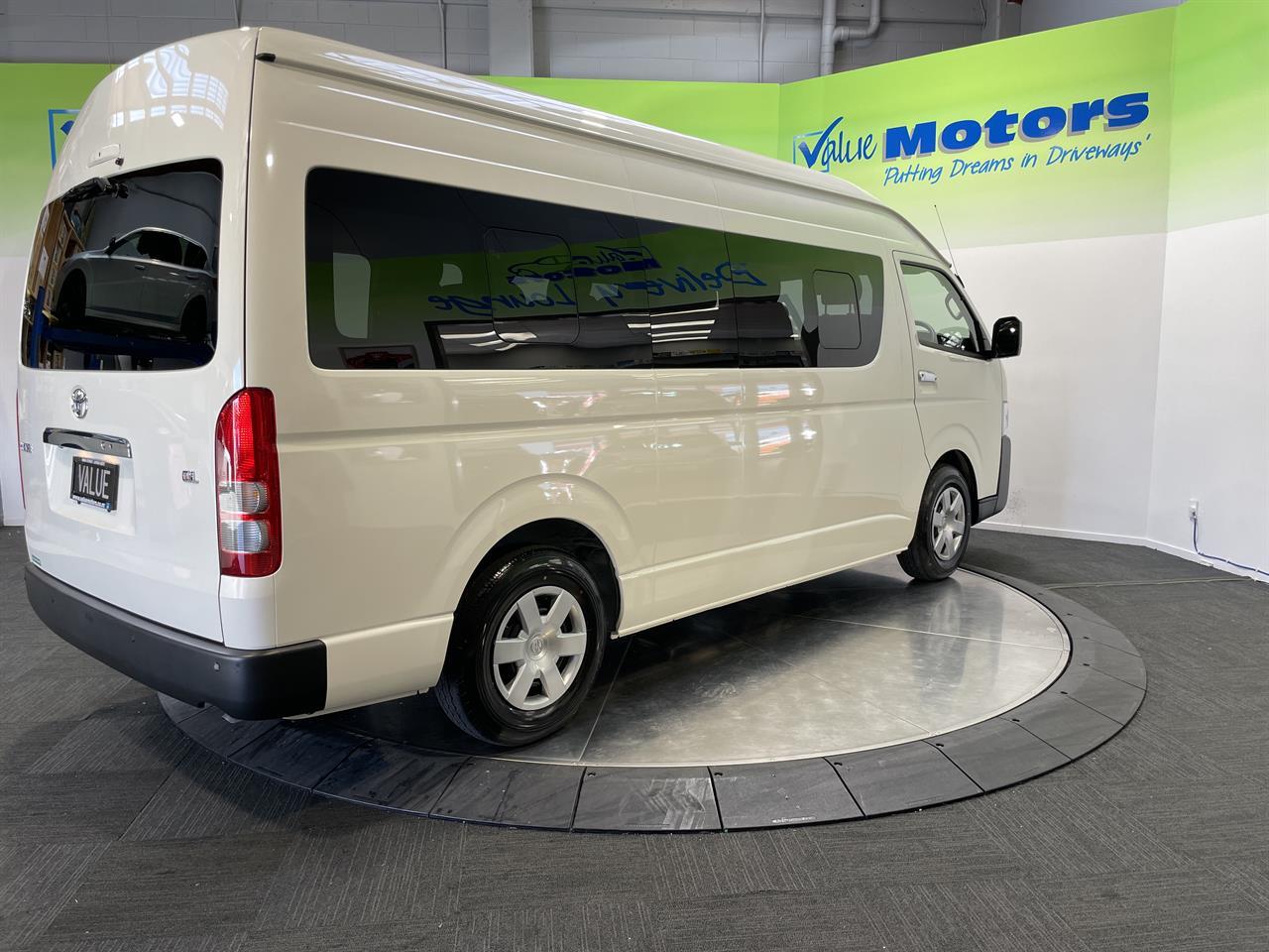 2024 Toyota hiace