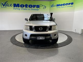 2011 Nissan NAVARA - Thumbnail