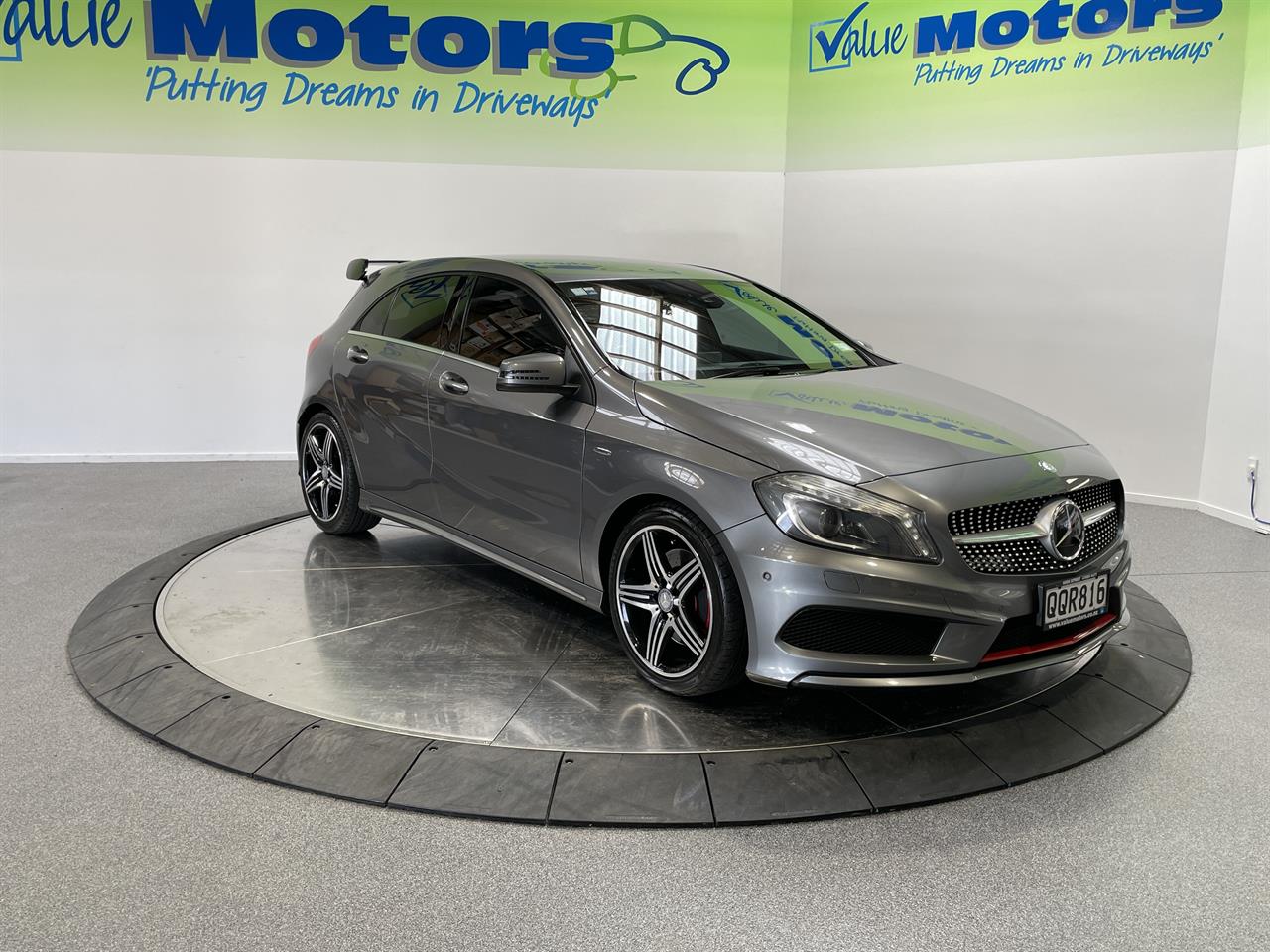 2013 Mercedes-Benz A250