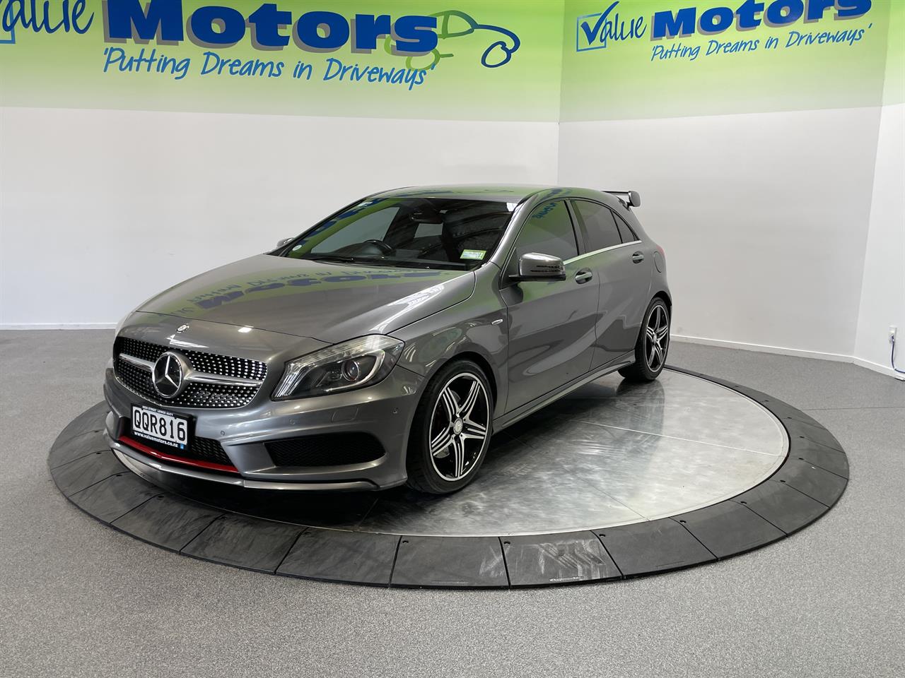 2013 Mercedes-Benz A250