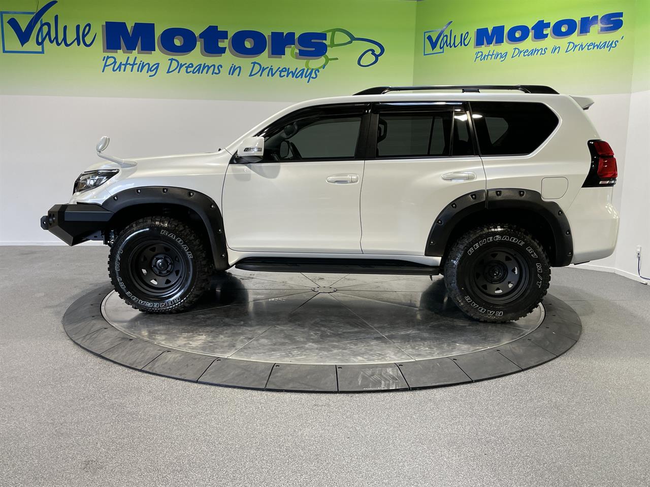 2018 Toyota LANDCRUISER