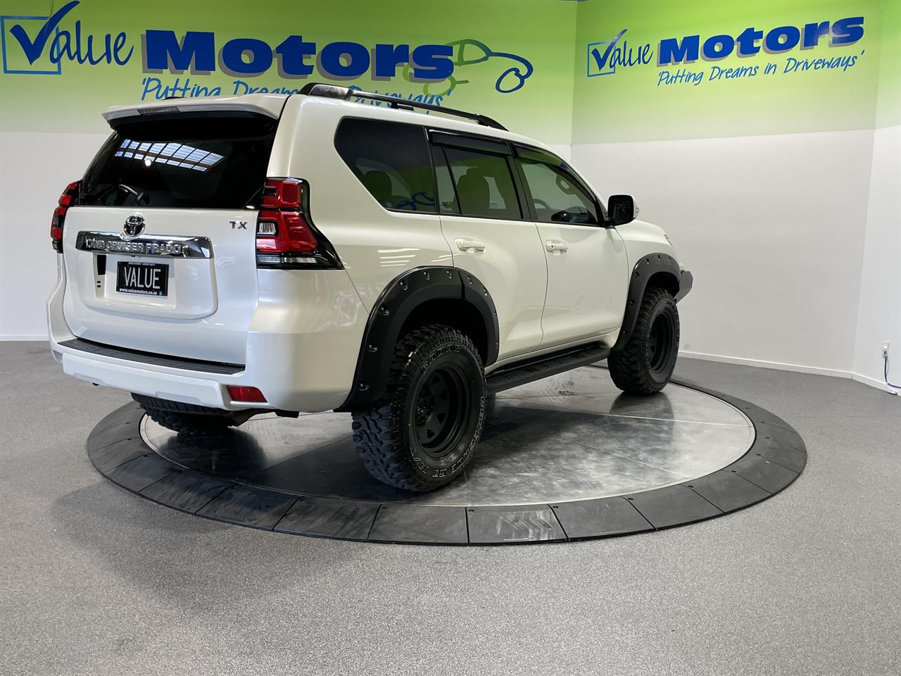 2018 Toyota LANDCRUISER