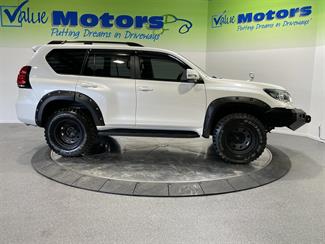 2018 Toyota LANDCRUISER - Thumbnail