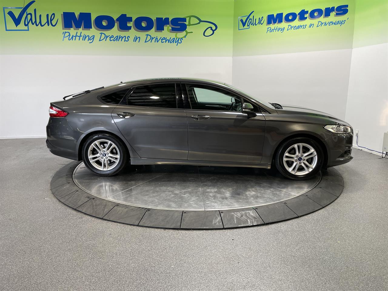 2016 Ford Mondeo