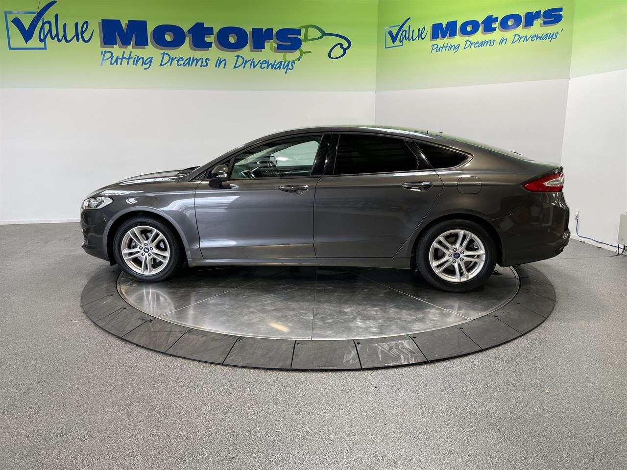 2016 Ford Mondeo