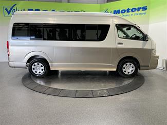 2008 Toyota hiace - Thumbnail