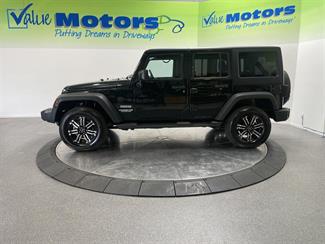 2012 Jeep WRANGLER - Thumbnail