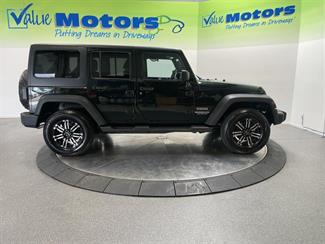 2012 Jeep WRANGLER - Thumbnail