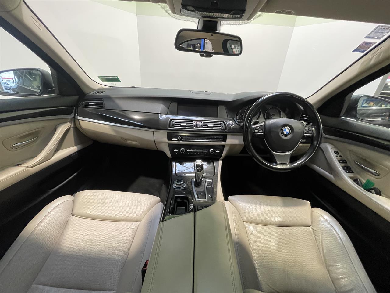 2010 BMW 550i