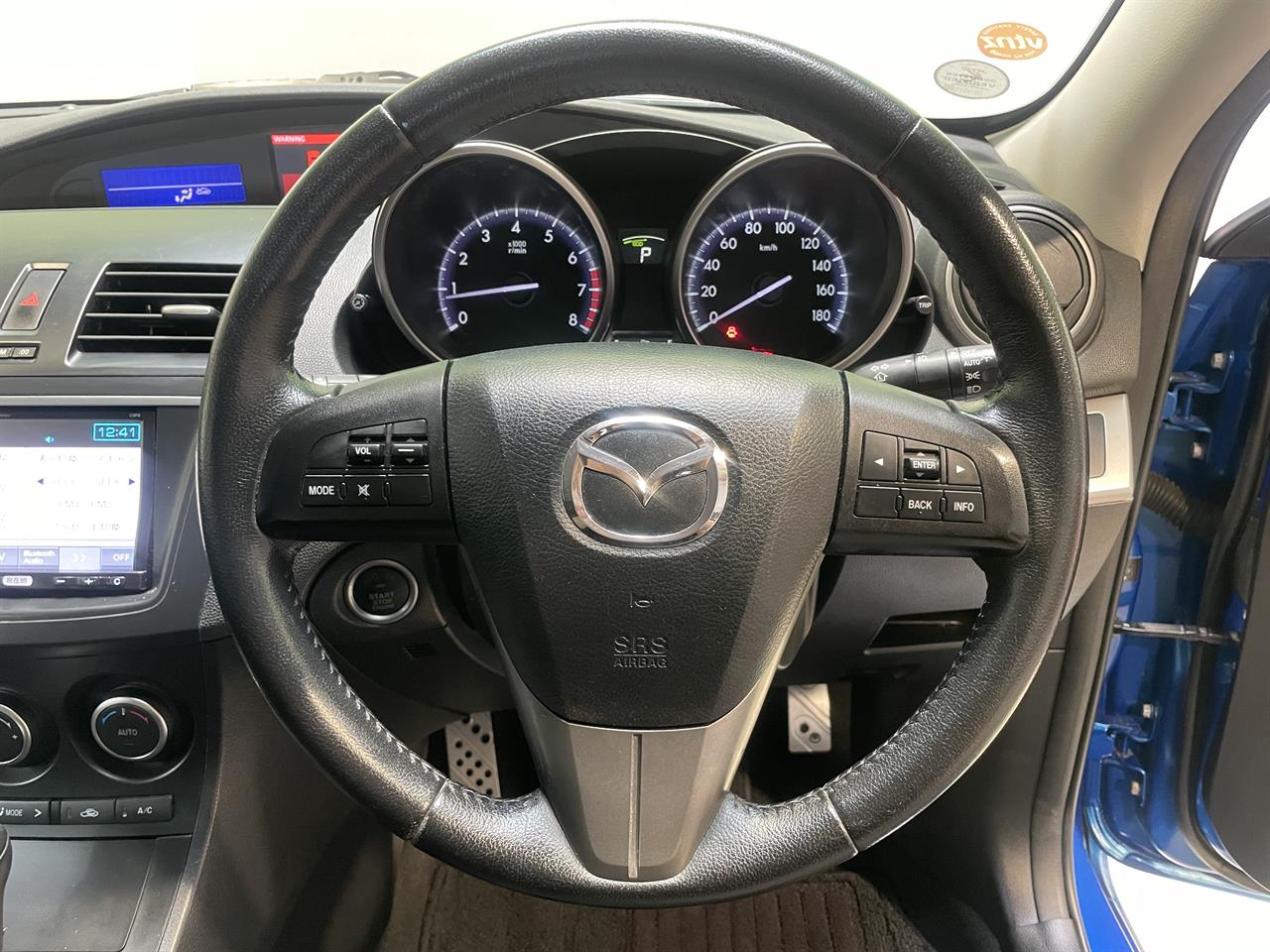 2013 Mazda axela