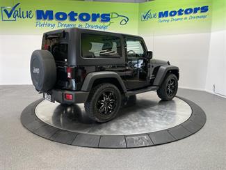 2011 Jeep WRANGLER - Thumbnail