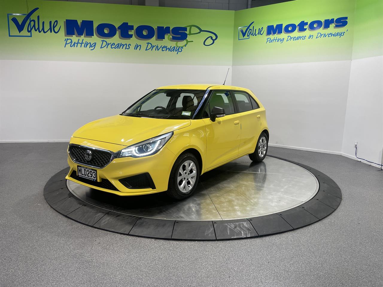 2019 MG 3