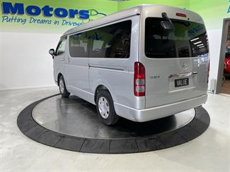 2011 Toyota hiace - Thumbnail