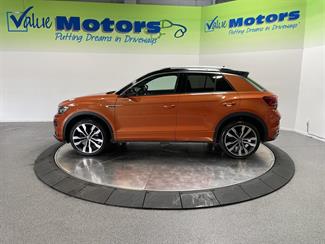 2021 Volkswagen T-Roc - Thumbnail