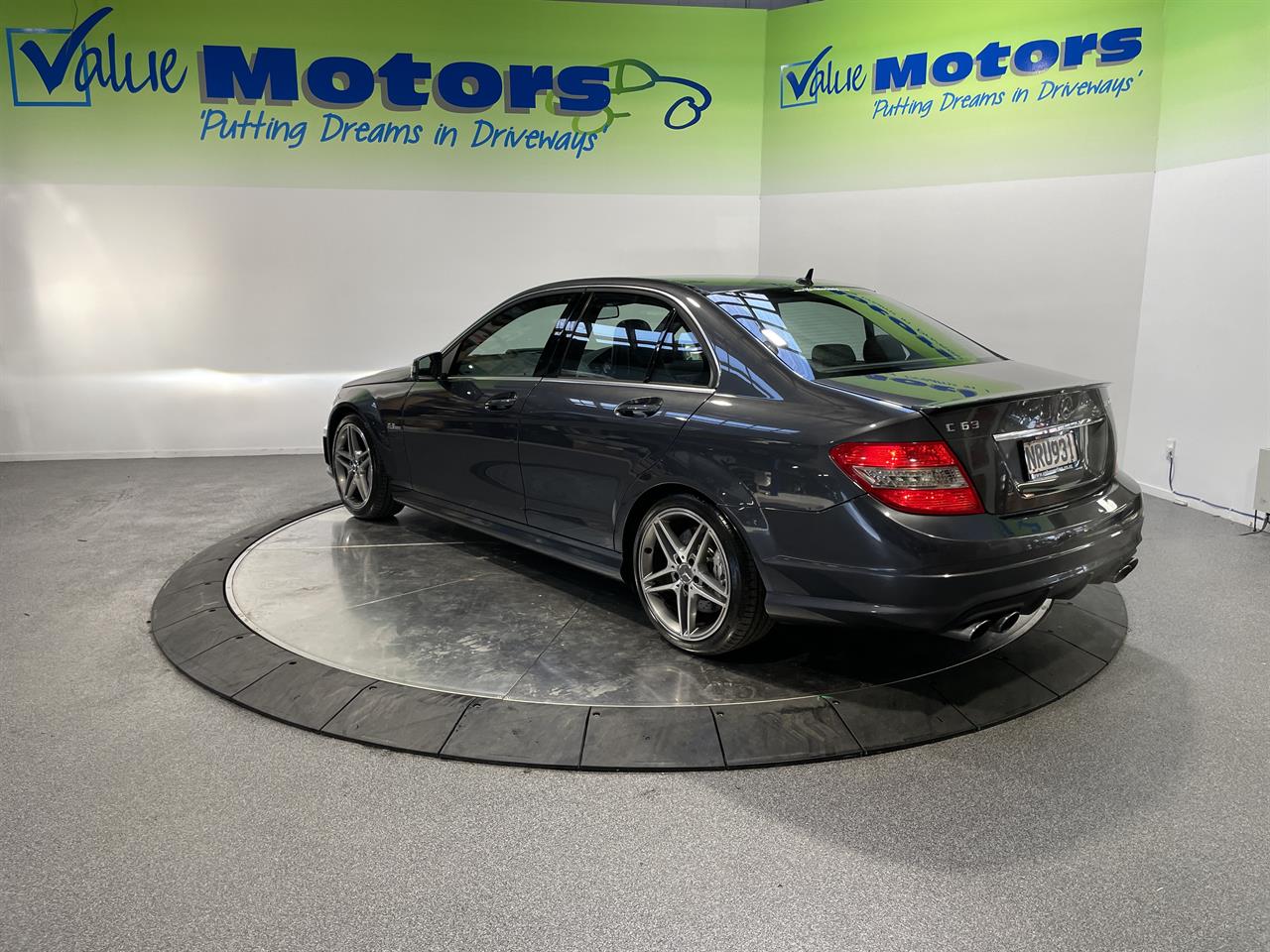 2010 Mercedes-Benz C 63