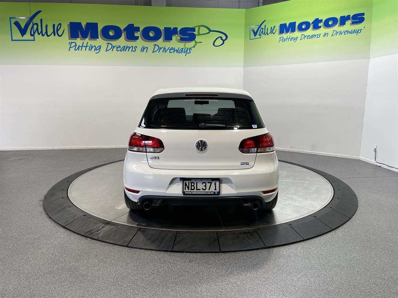 2009 Volkswagen GOLF