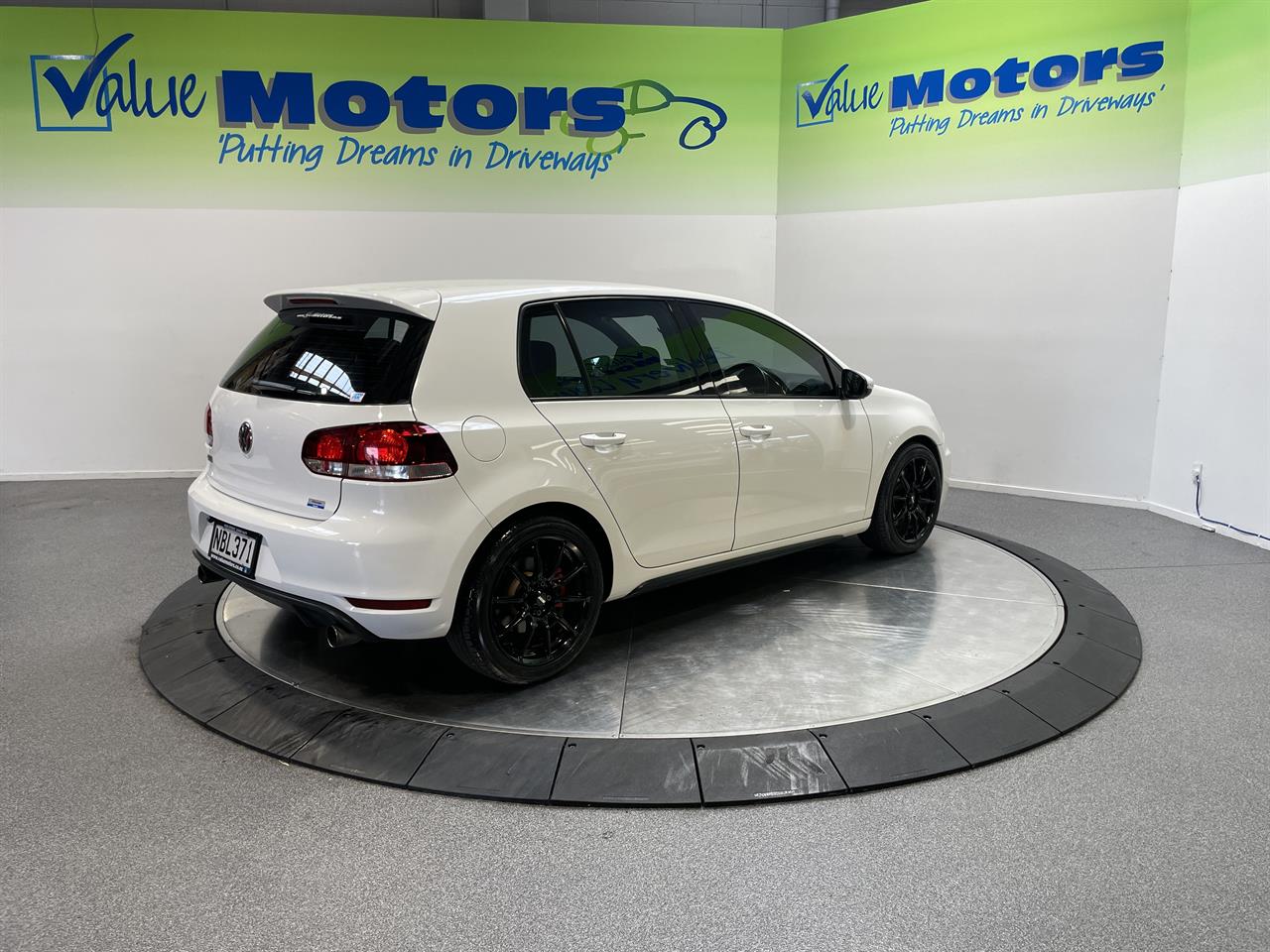 2009 Volkswagen GOLF