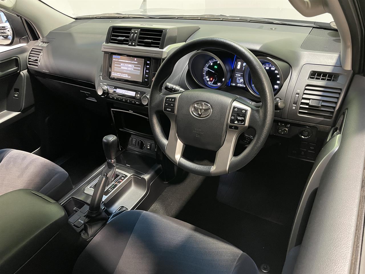 2016 Toyota Land Cruiser Prado