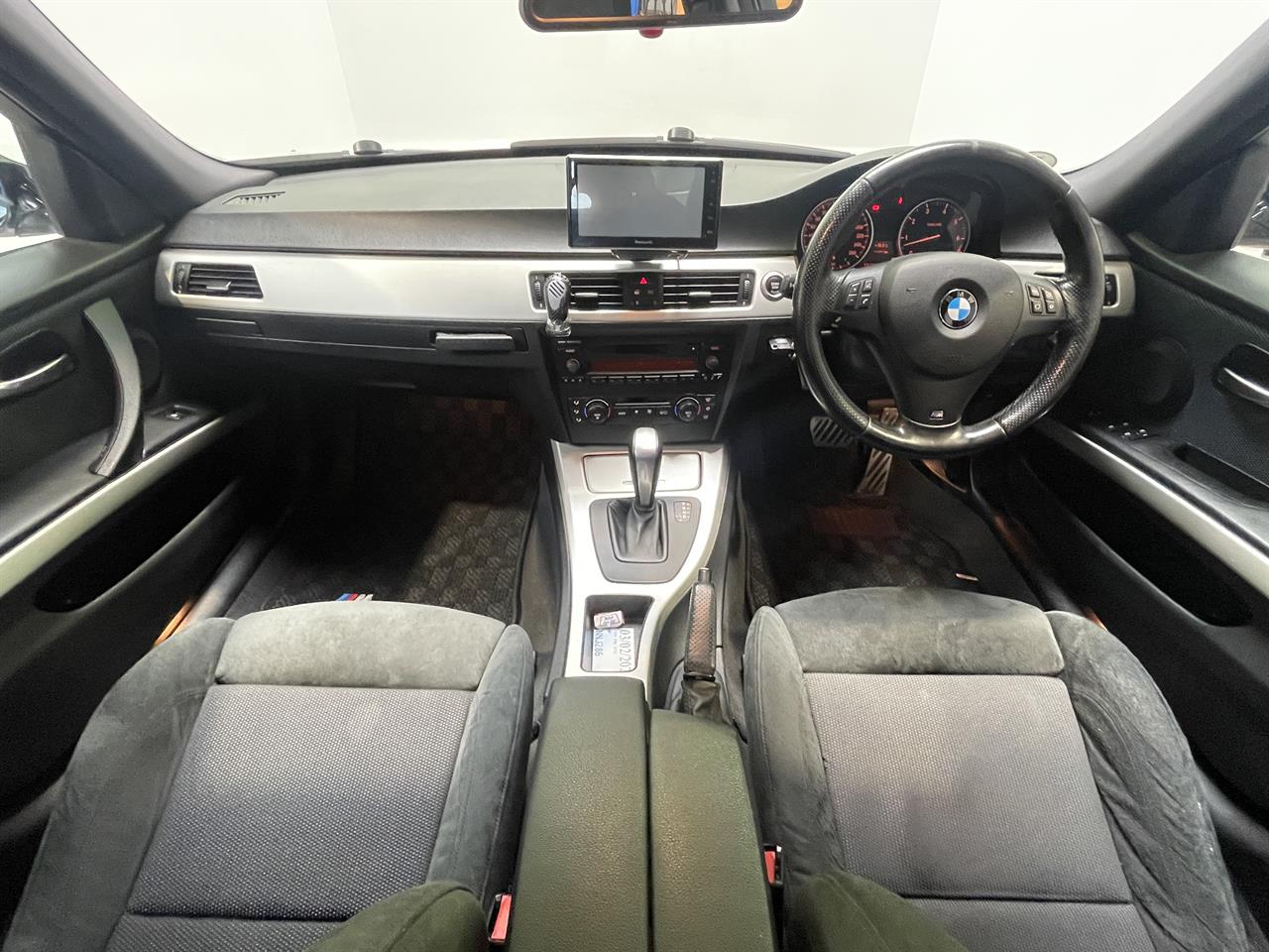 2008 BMW 323i