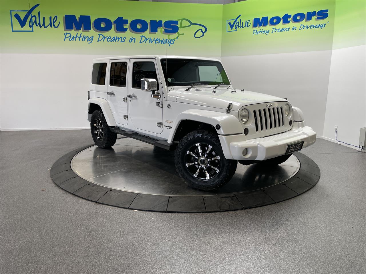 2013 Jeep WRANGLER