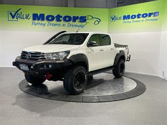 2017 Toyota hilux - Thumbnail