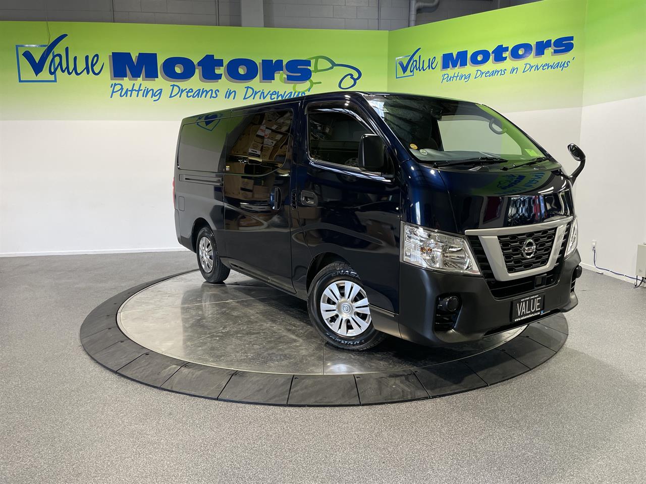 2019 Nissan NV350