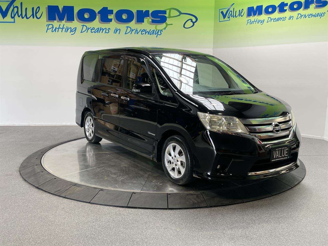 2013 Nissan SERENA