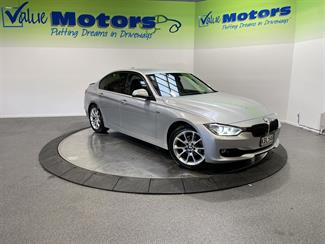 2013 BMW 320i - Thumbnail