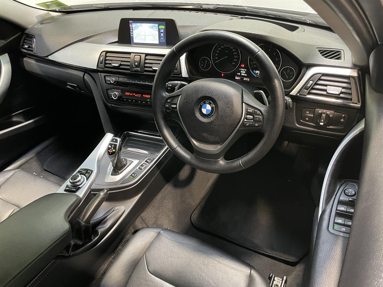 2013 BMW 320i