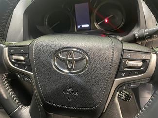 2020 Toyota Land Cruiser Prado - Thumbnail